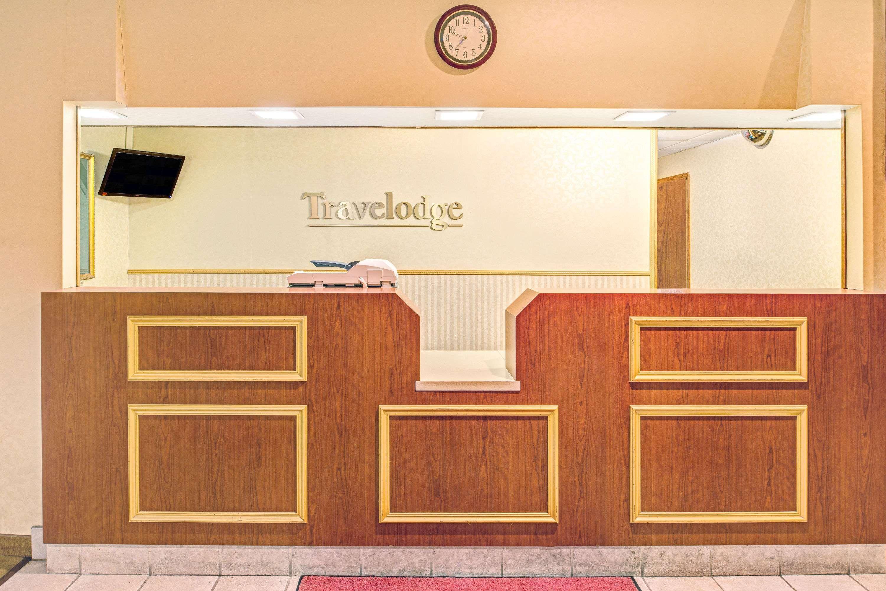 Travelodge By Wyndham Lincoln Airport I-80 Exteriör bild
